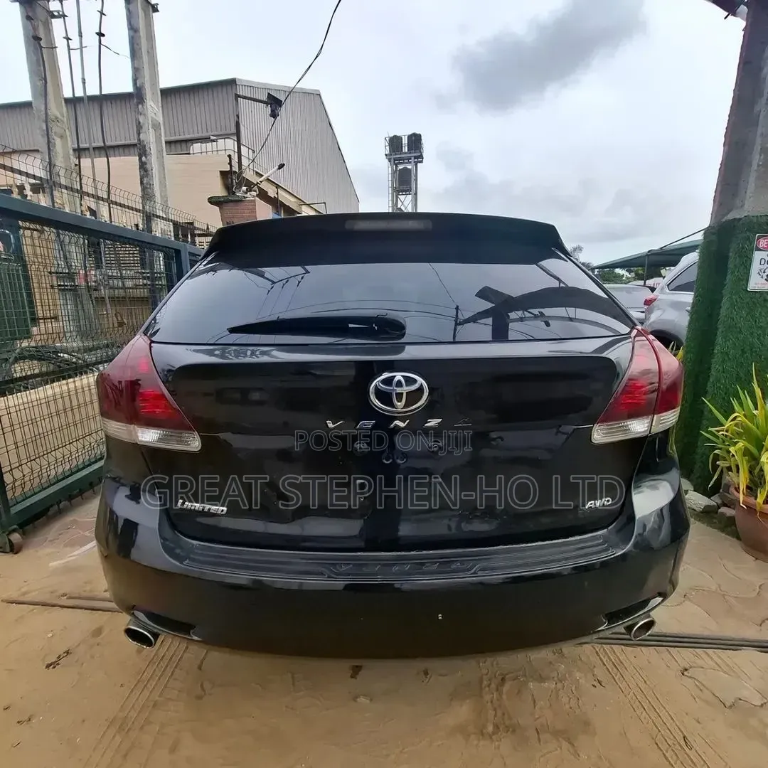 Toyota Venza 2010 Black