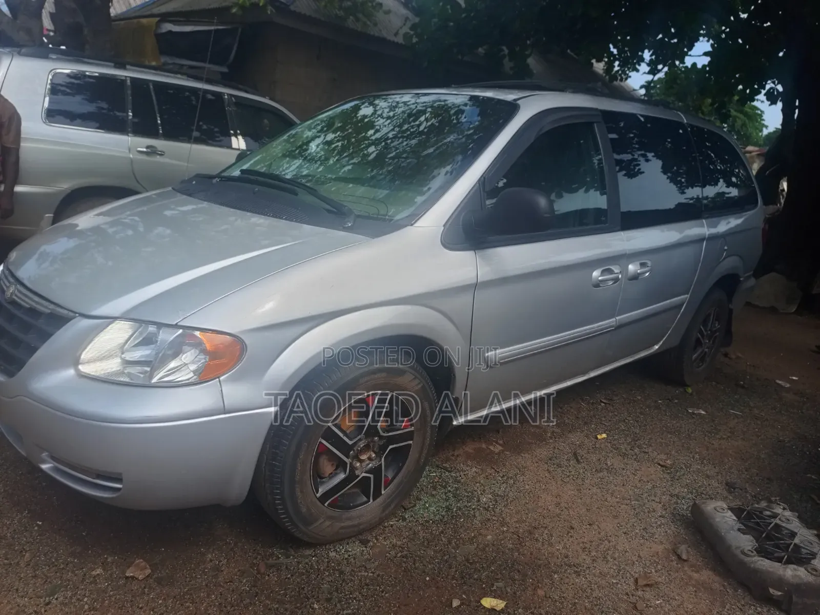 Chrysler Town & Country 2006 Silver