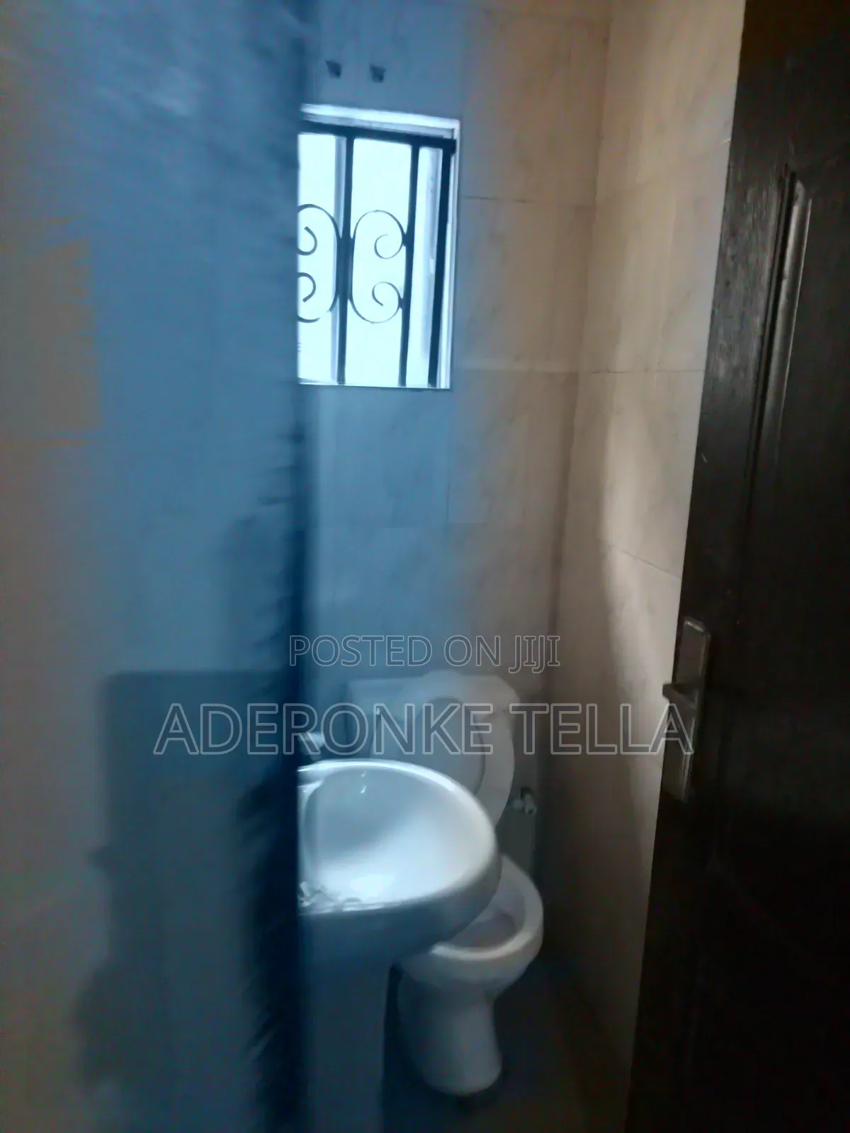 Furnished 18bdrm Block of Flats in Iju-Ishaga for sale