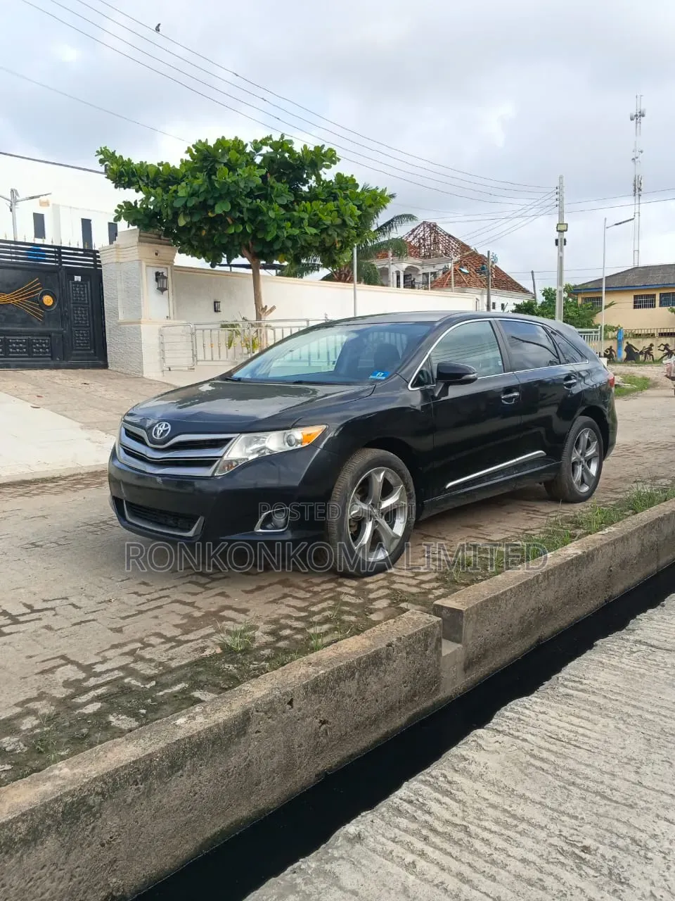 Toyota Venza XLE 4dr Wagon (3.5L 6cyl 6A) 2014 Black