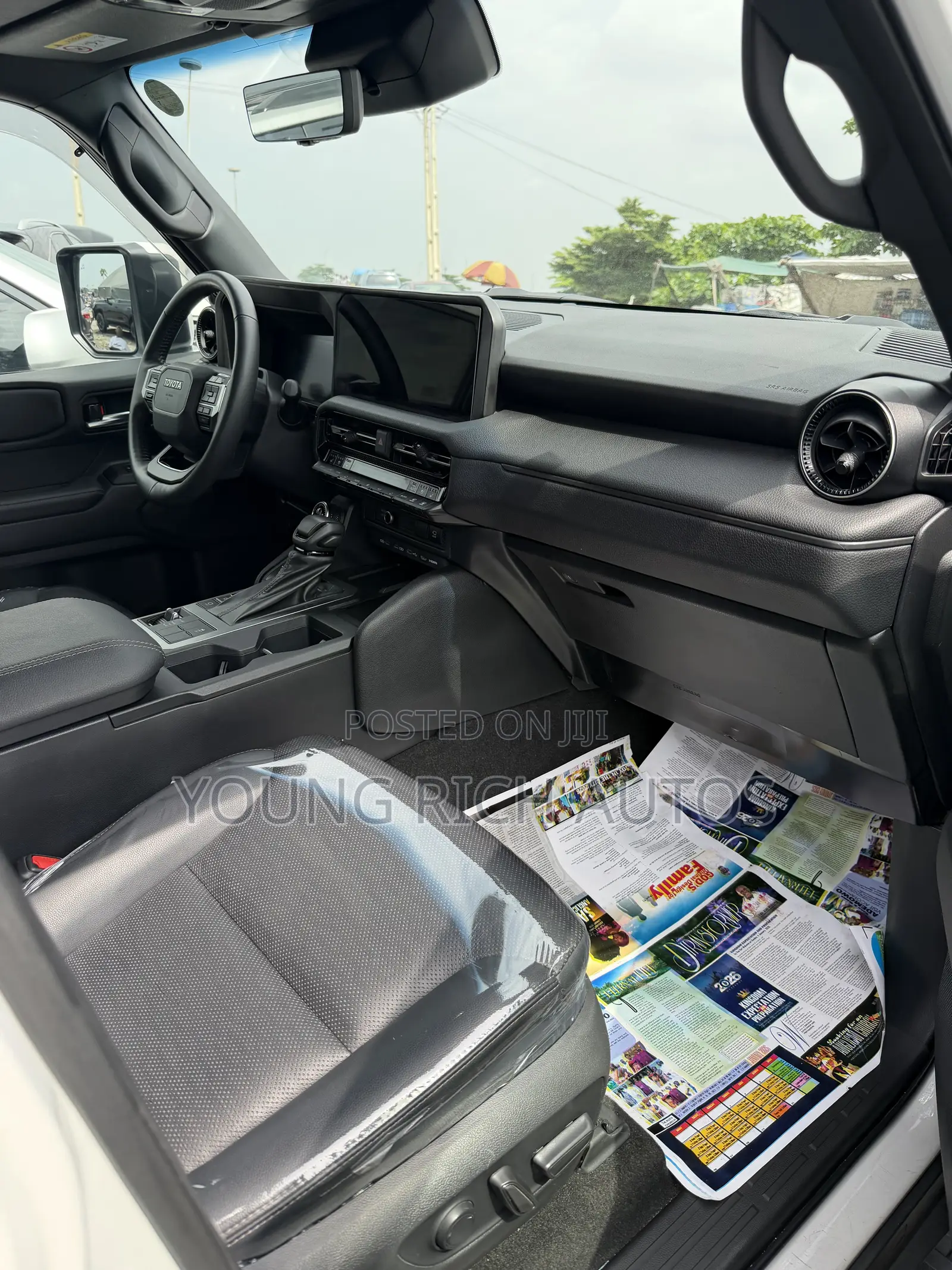 Toyota Land Cruiser Prado 2025 White