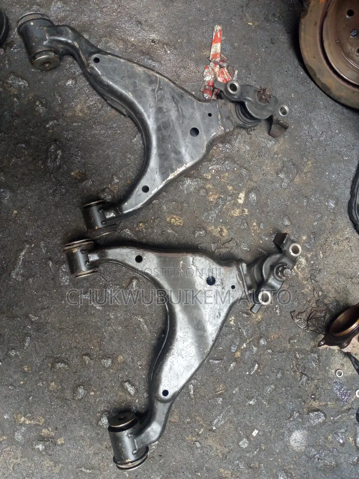 Lower Arm for Toyota 4runner 2005