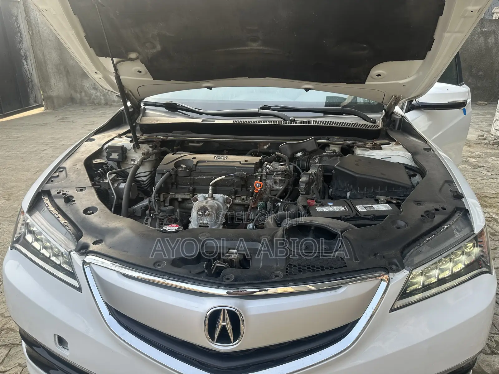 Acura ILX Base FWD (2.0L 4cyl 5A) 2015 White