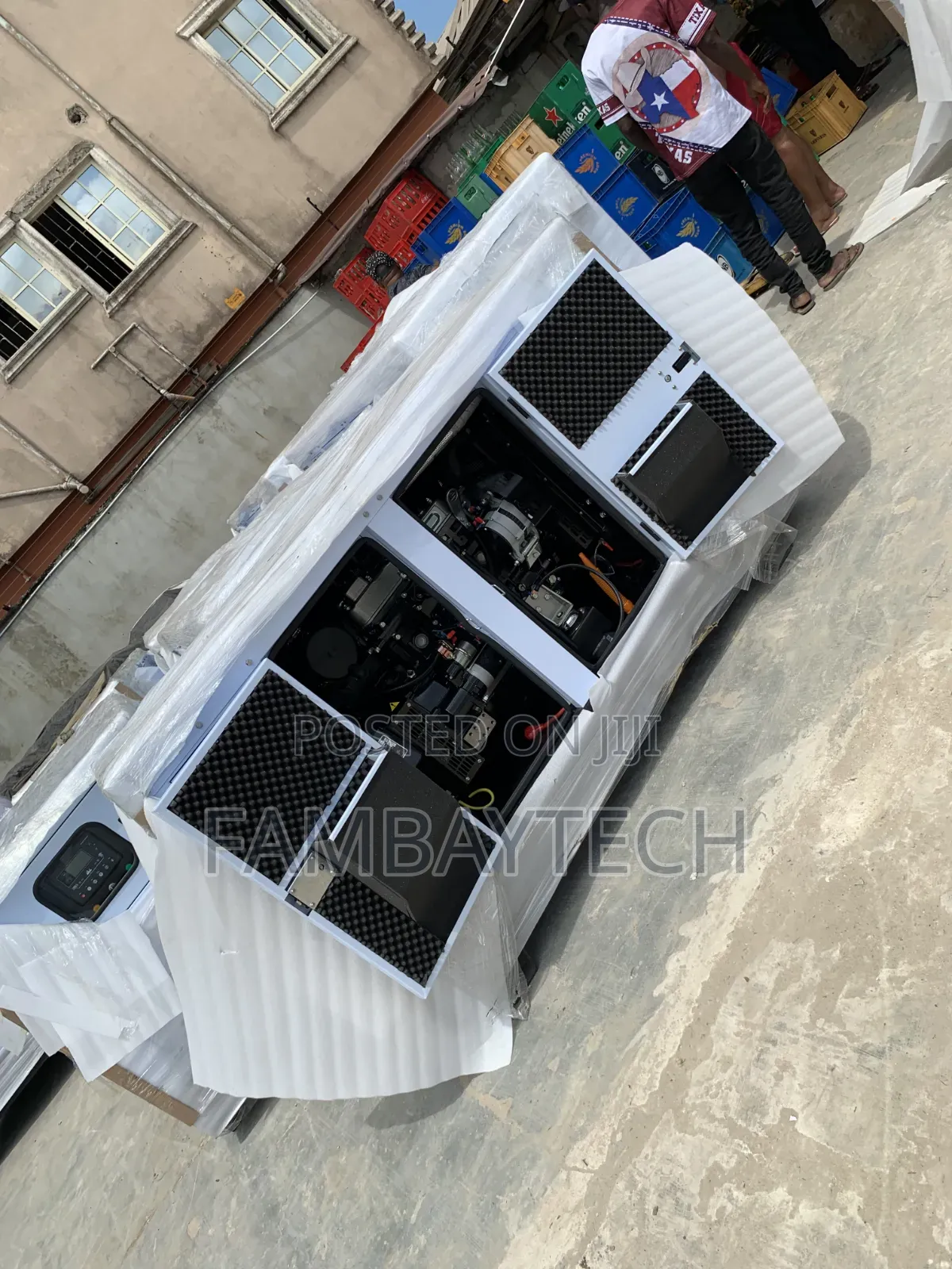 Professional Perkins 25kva Generator With Silent Enclosure