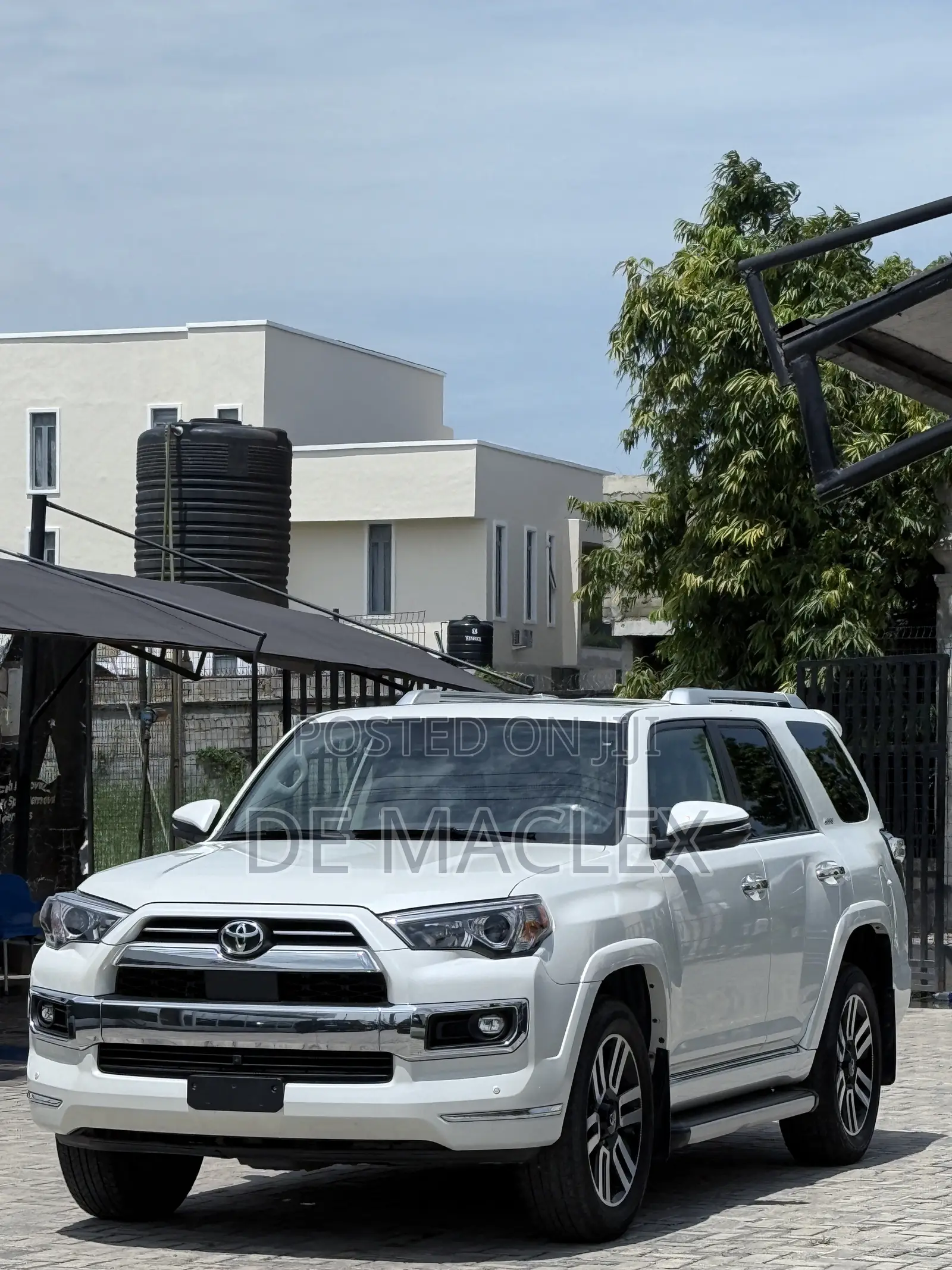 Toyota 4-Runner Limited 4WD 2023 White