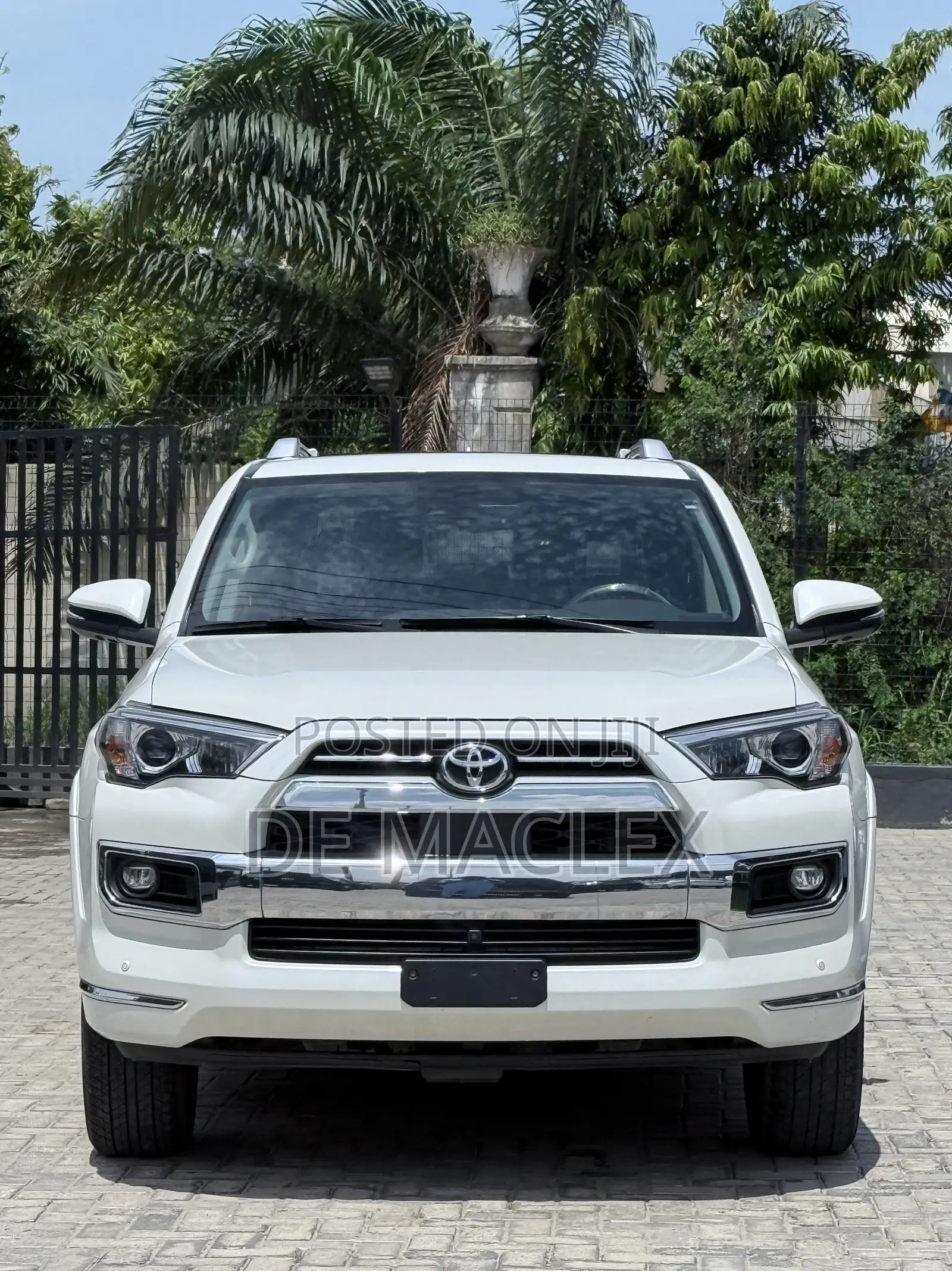 Toyota 4-Runner Limited 4WD 2023 White
