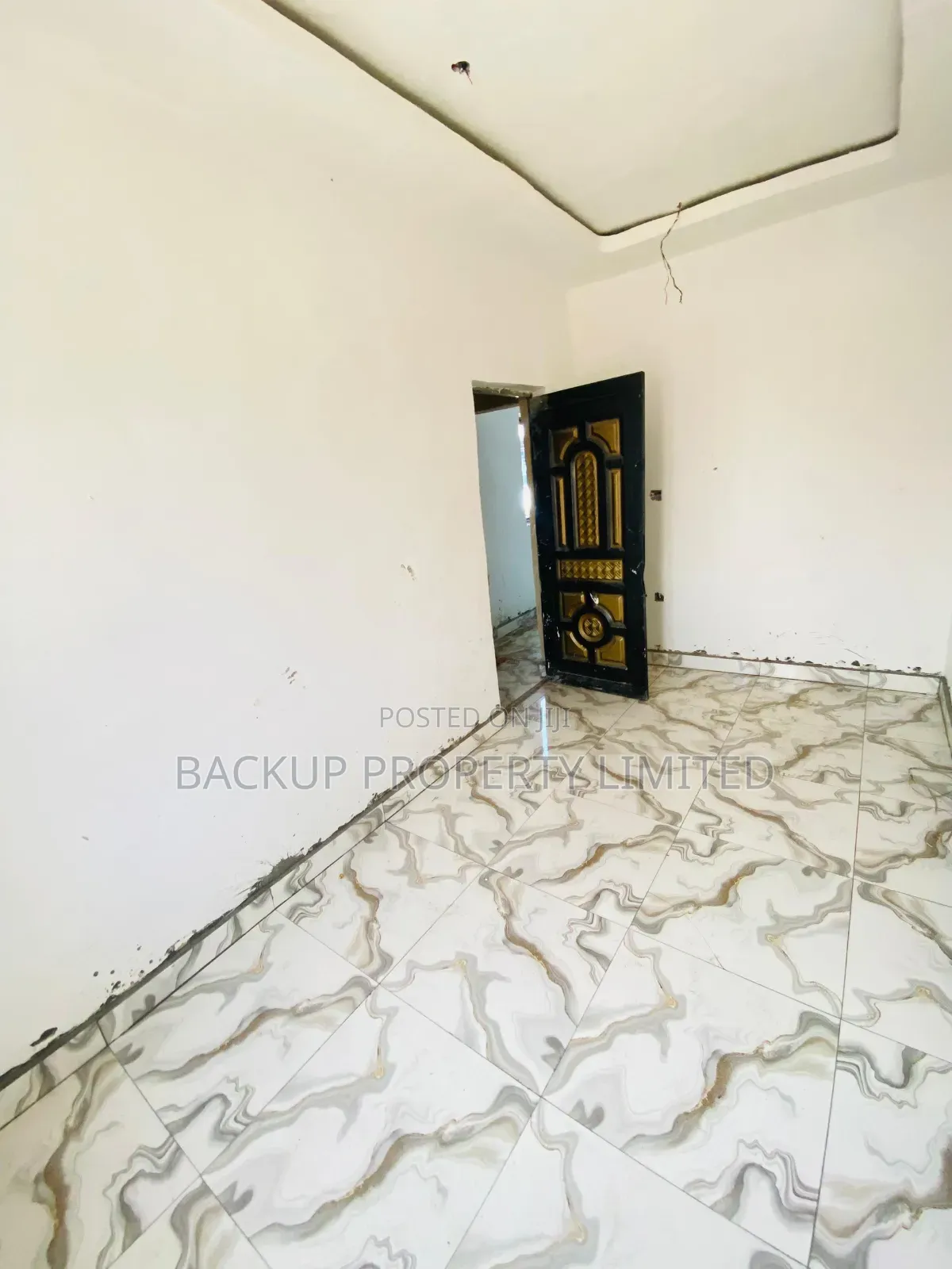 Studio Apartment in Shomolu / Shomolu for sale