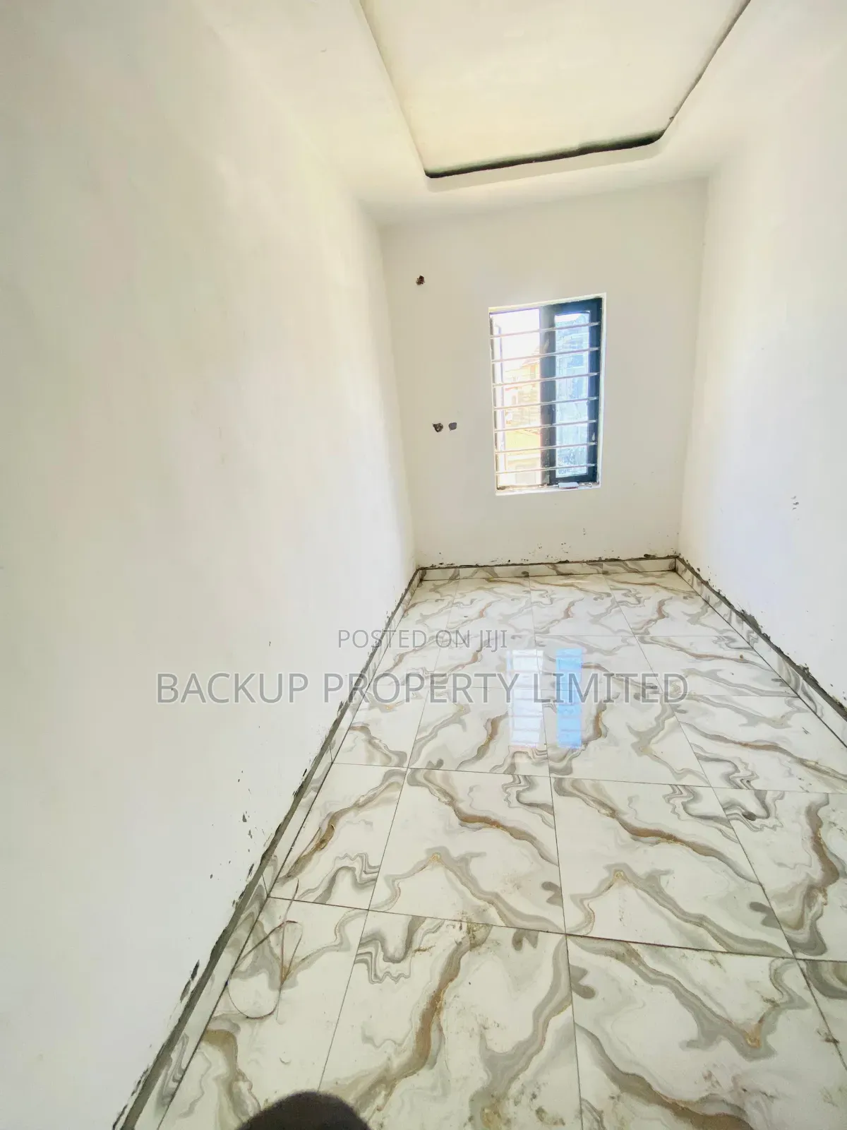 Studio Apartment in Shomolu / Shomolu for sale