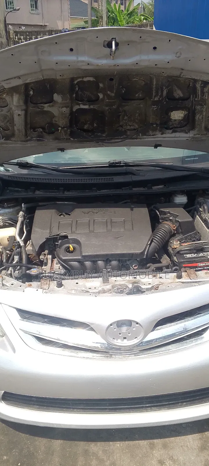 Toyota Corolla LE 4dr Sedan (1.8L 4cyl 4A) 2012 Silver
