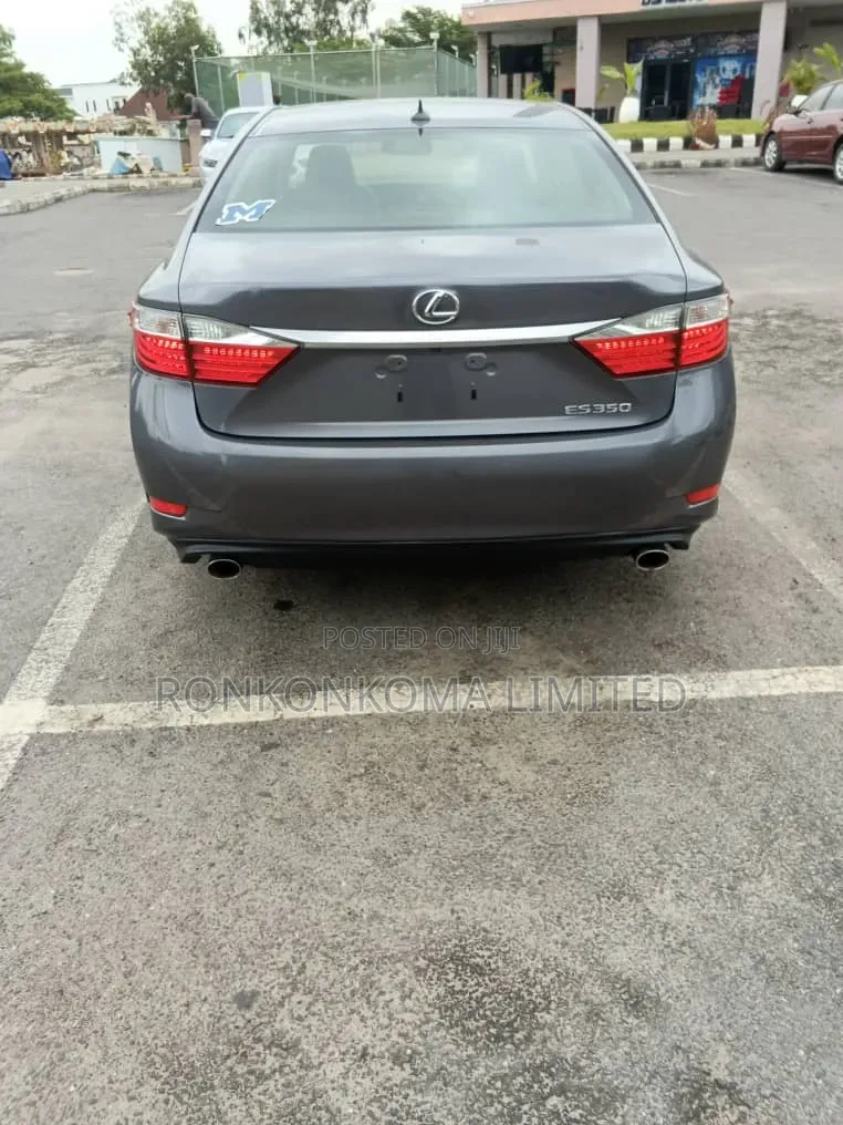 Lexus ES 2014 Gray