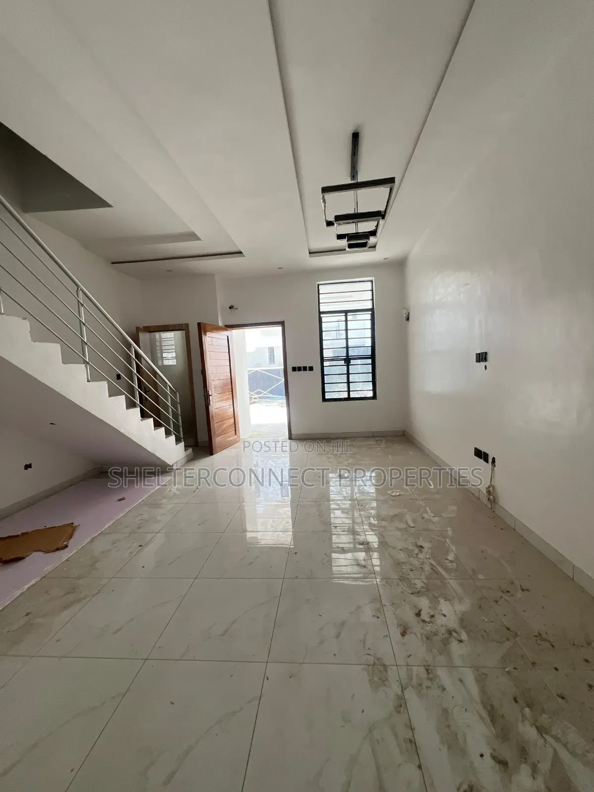 3bdrm Townhouse / Terrace in Chevron for rent