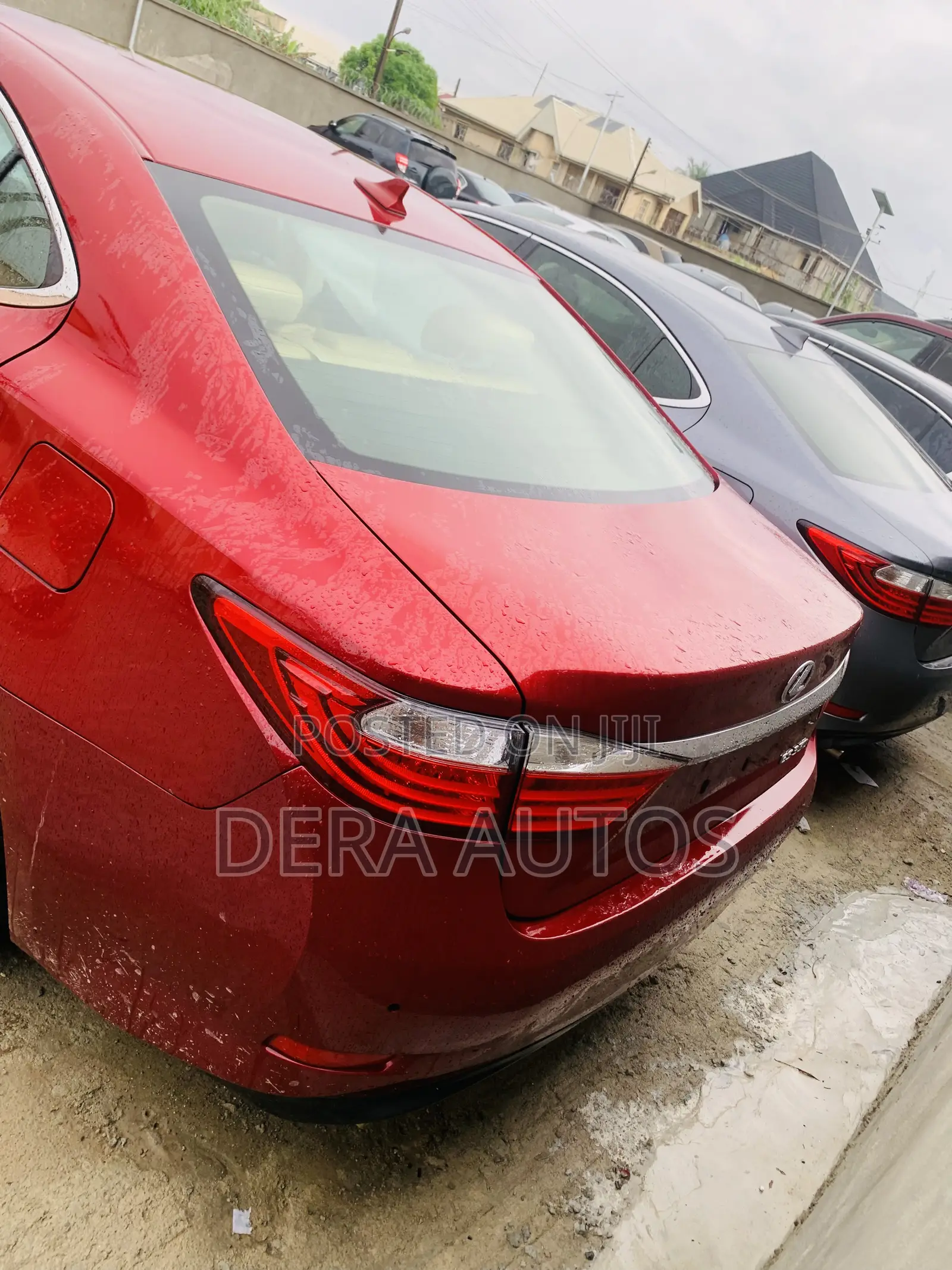 Lexus ES 2014 Red