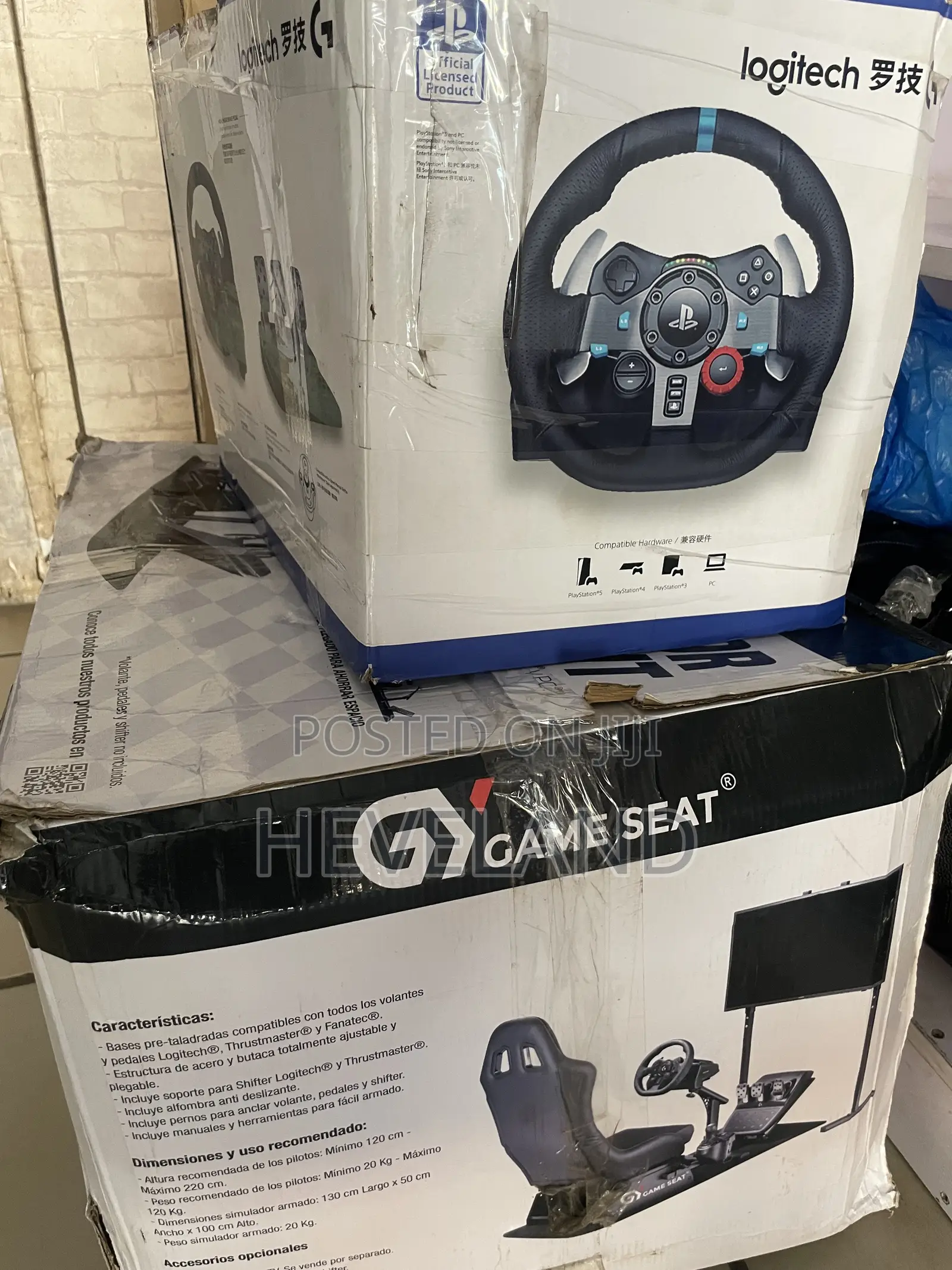 Logitech Simulator Cockpit and Driving Force
