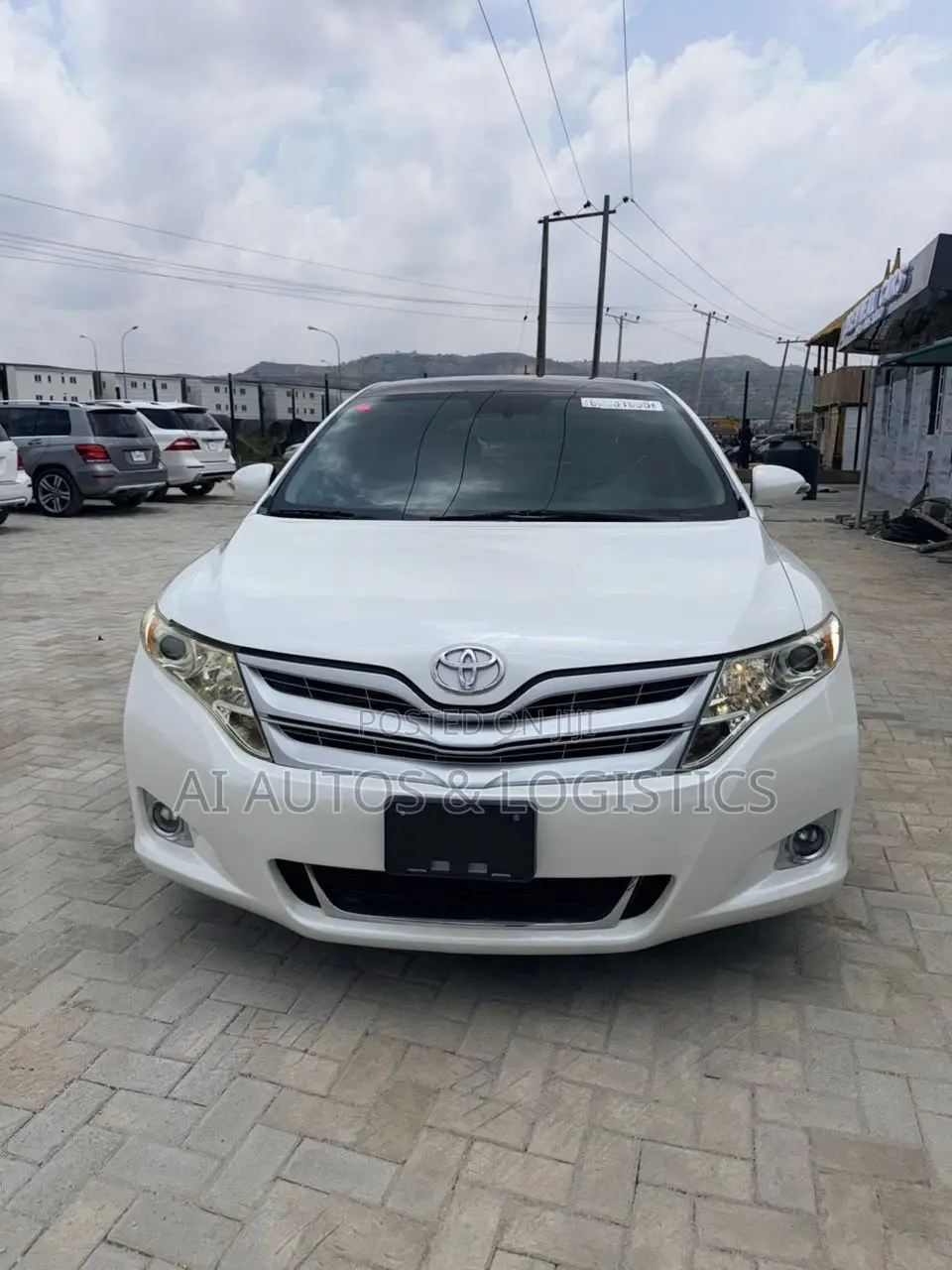Toyota Venza XLE 2011 White