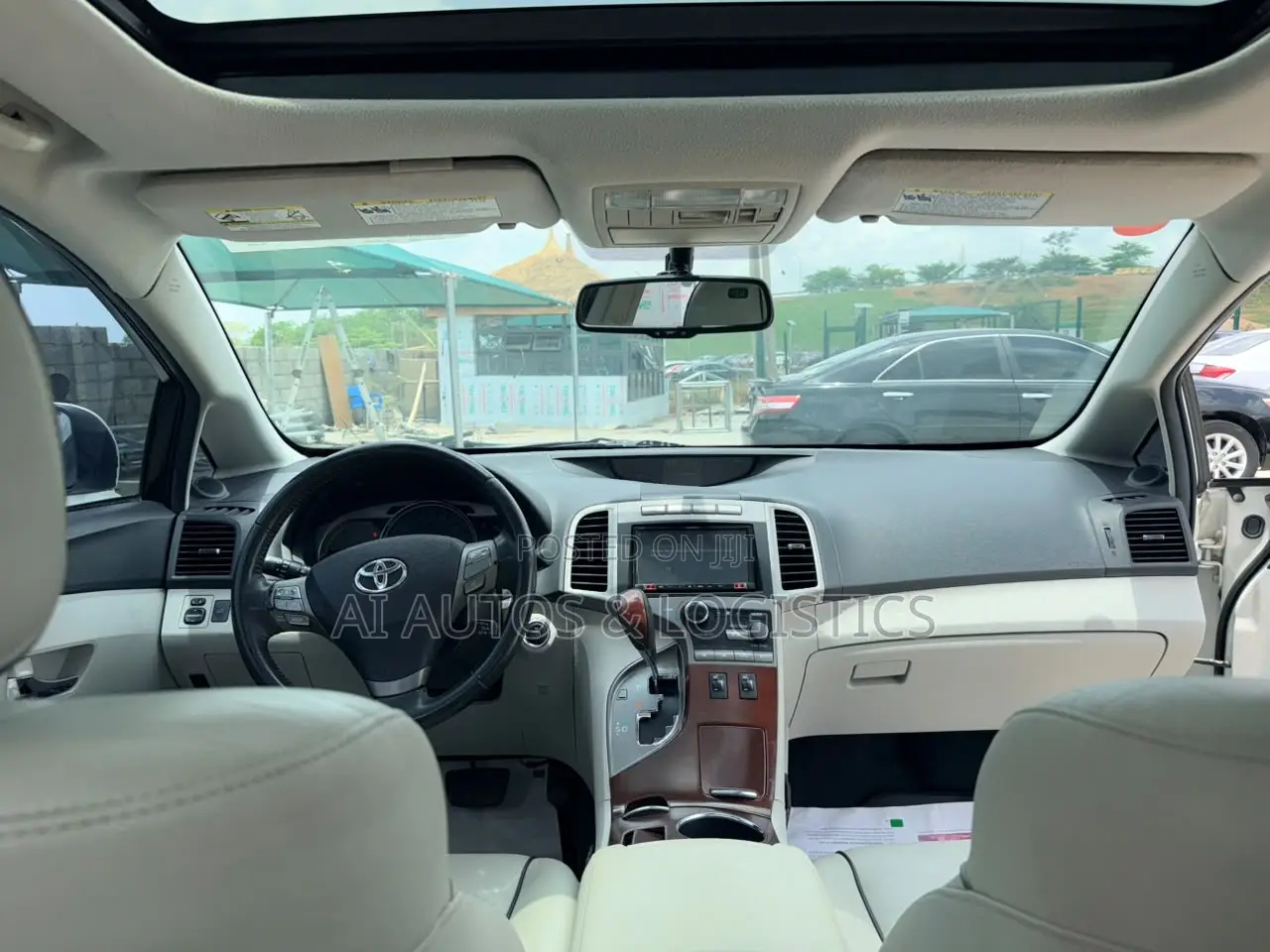 Toyota Venza XLE 2011 White