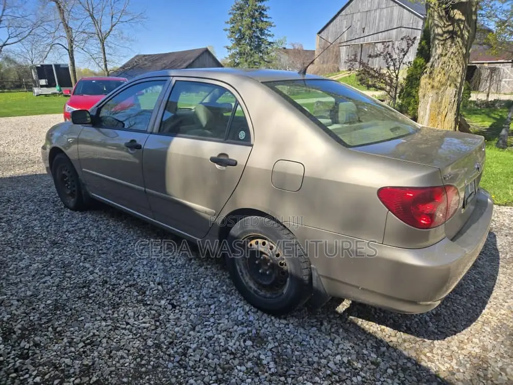 Toyota Corolla 2007 Gold
