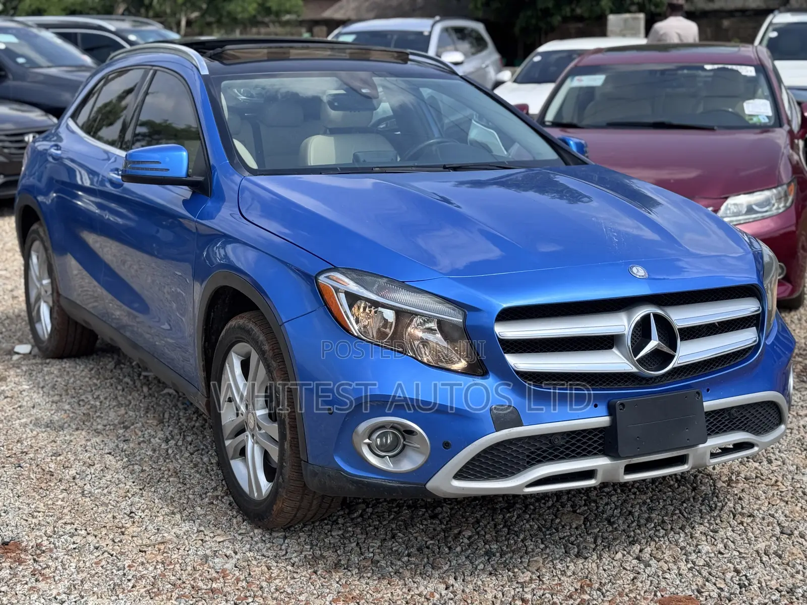Mercedes-Benz GLA 250 2016 Blue