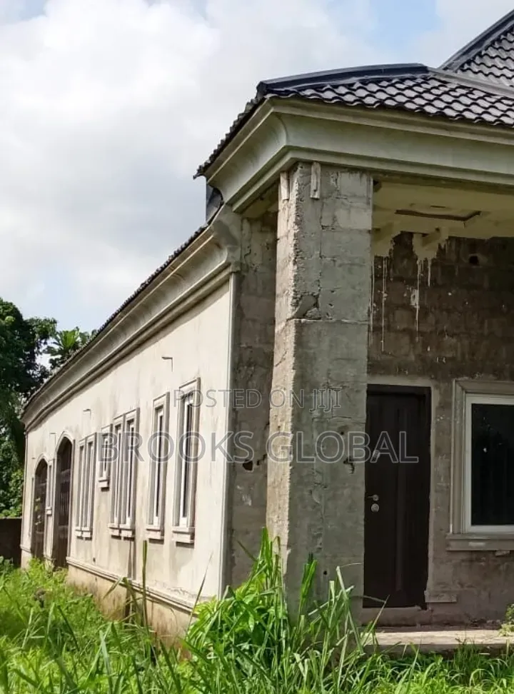 3bdrm Bungalow in Warri for sale