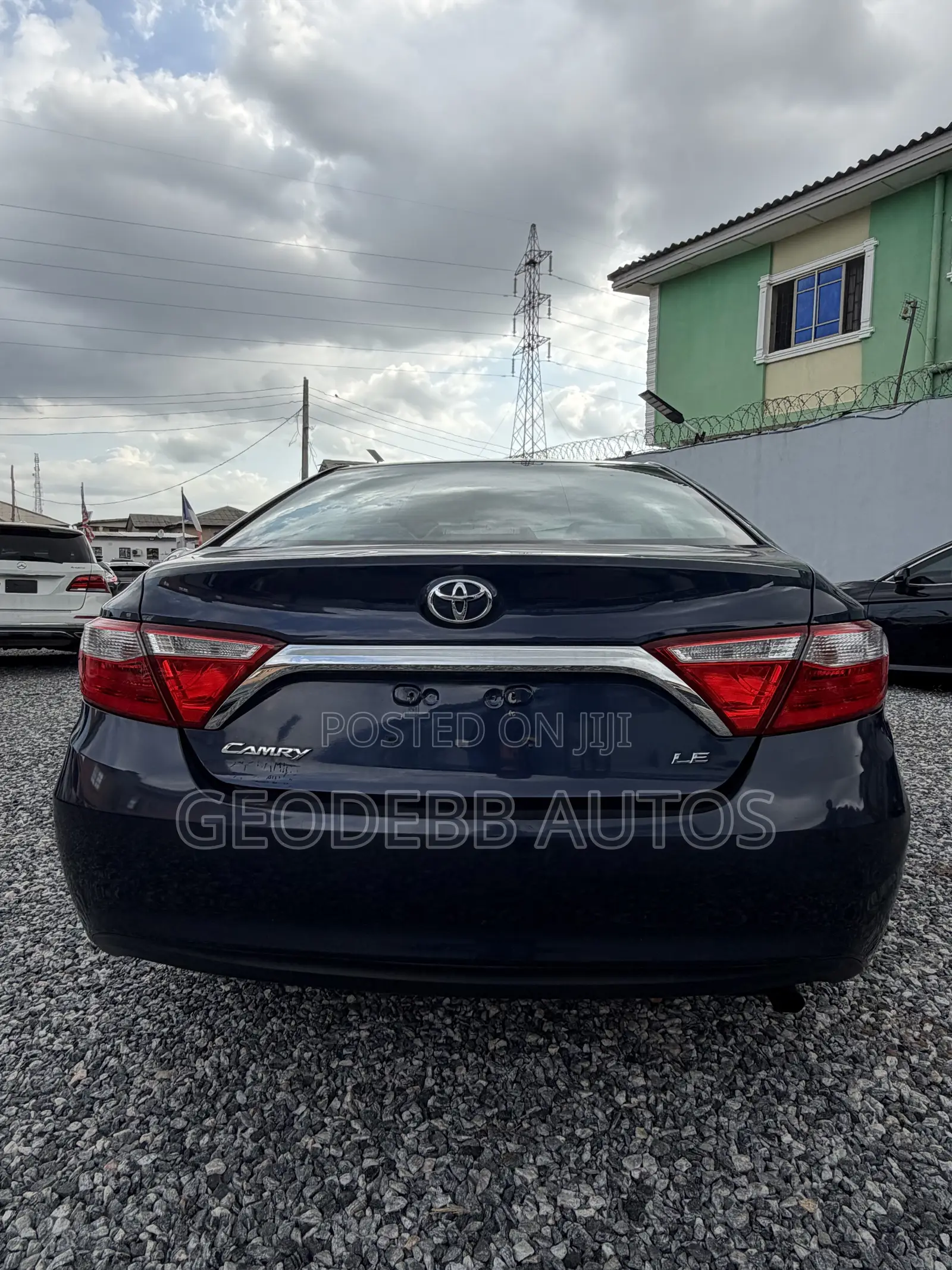 Toyota Camry LE 4dr Sedan (2.5L 4cyl 6A) 2015 Blue