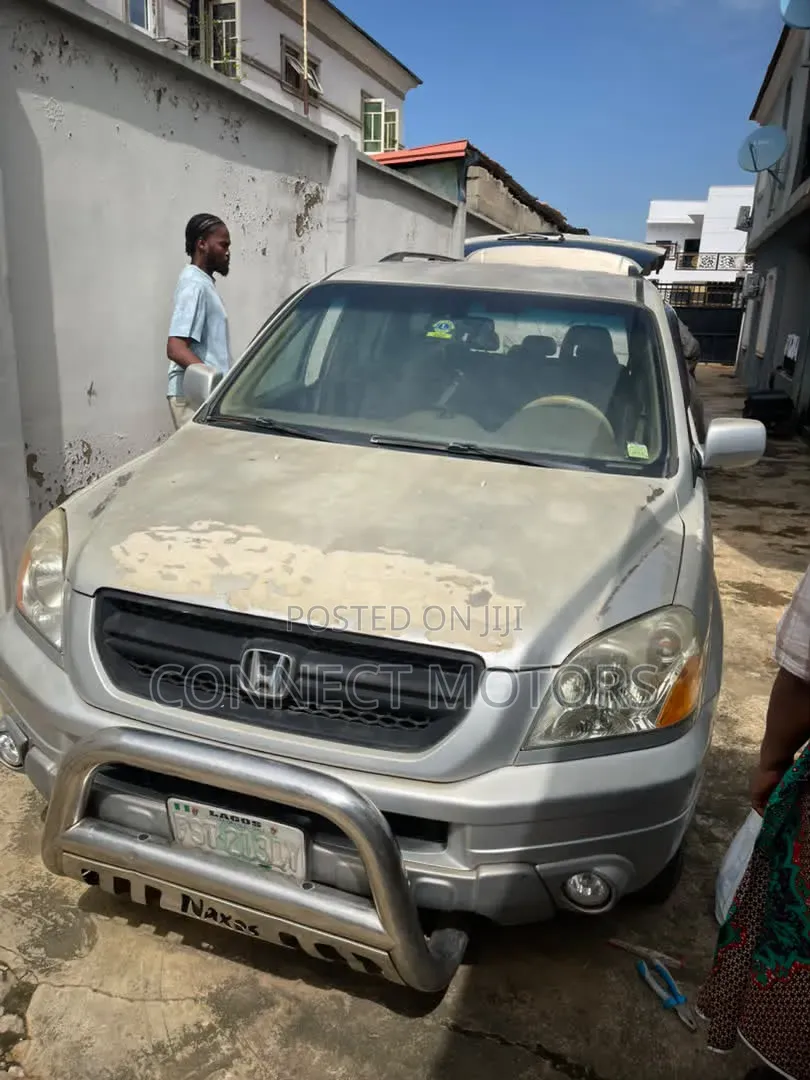 Honda Pilot 2004 Silver