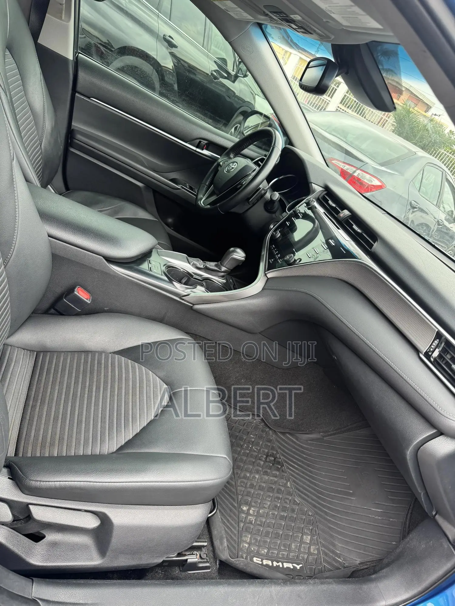 Toyota Camry 2019 Blue