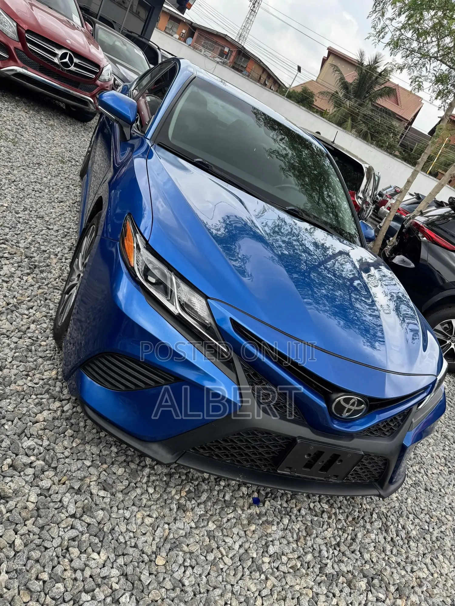 Toyota Camry 2019 Blue