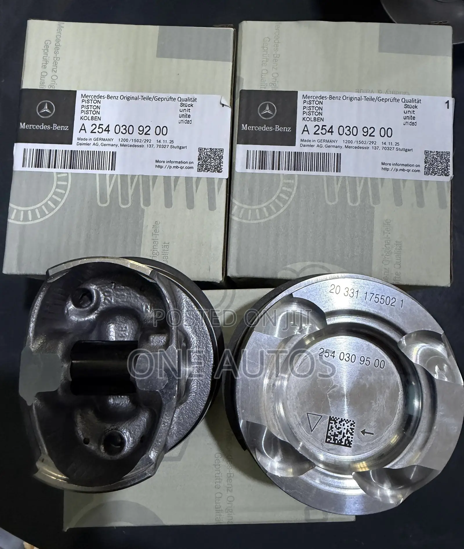 Mercedes-Benz Piston
