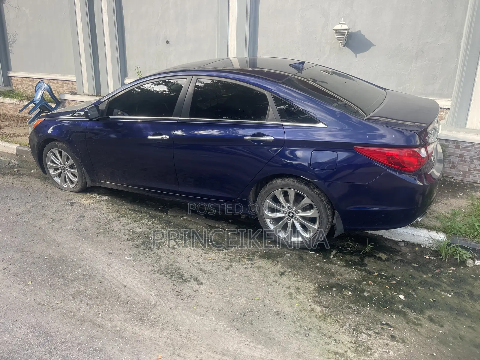 Hyundai Sonata Limited 2.0T Sedan (2.0L 4cyl 6A) 2013 Blue