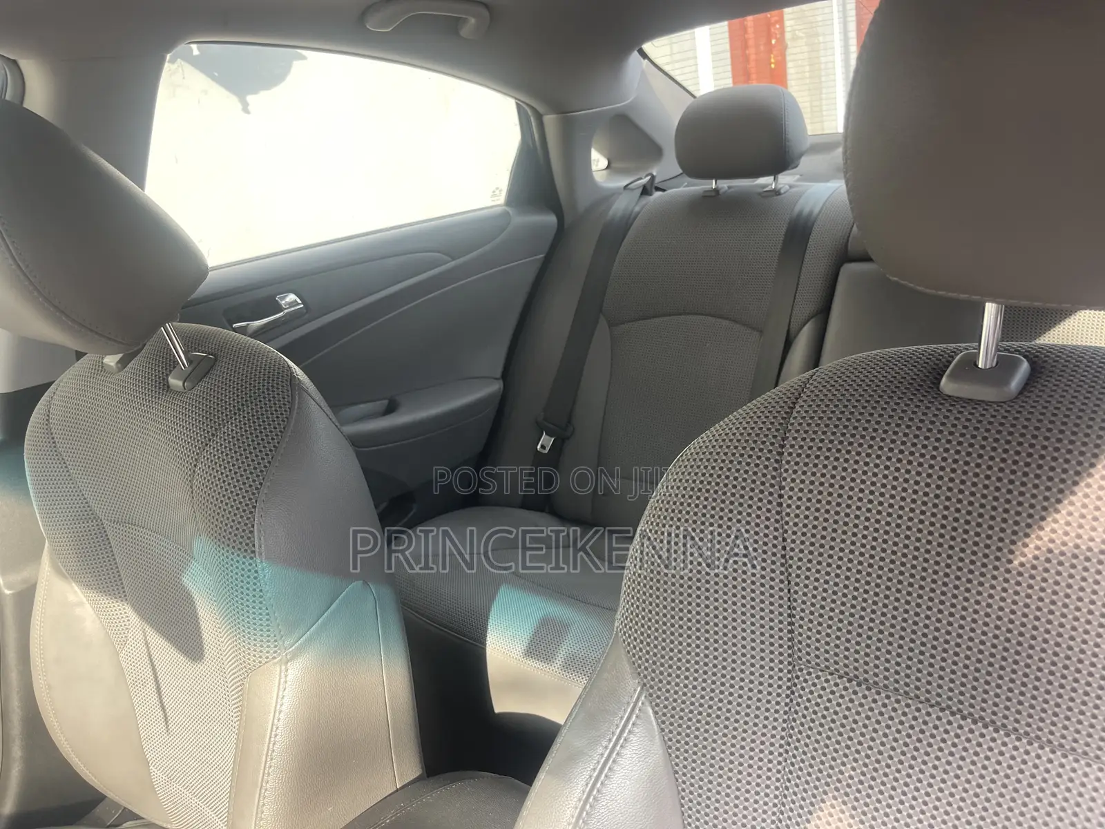 Hyundai Sonata Limited 2.0T Sedan (2.0L 4cyl 6A) 2013 Blue