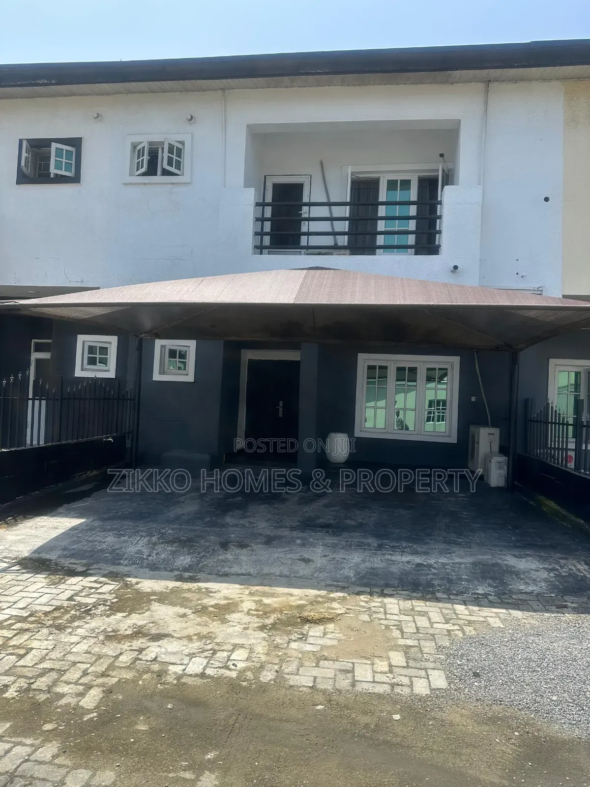 3bdrm Townhouse/Terrace in Lekki Gardans Phase, Abraham Adesanya Estate