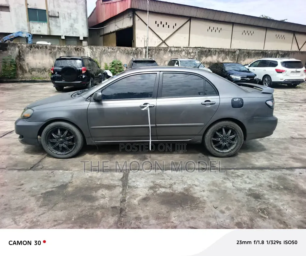 Toyota Corolla 2006 Gray