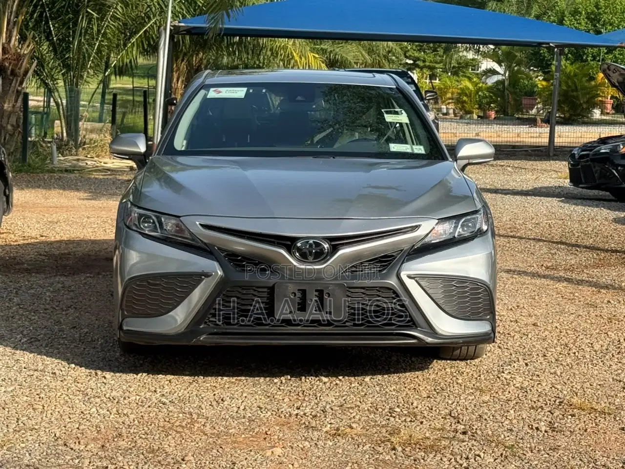 Toyota Camry SE 2022 Silver