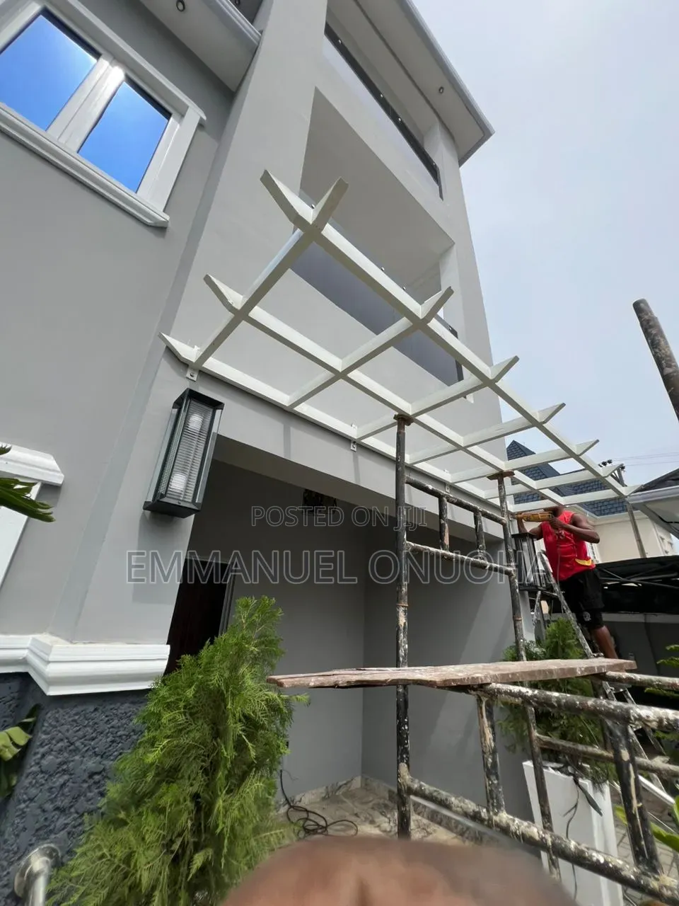 Executive Entrance Cover
