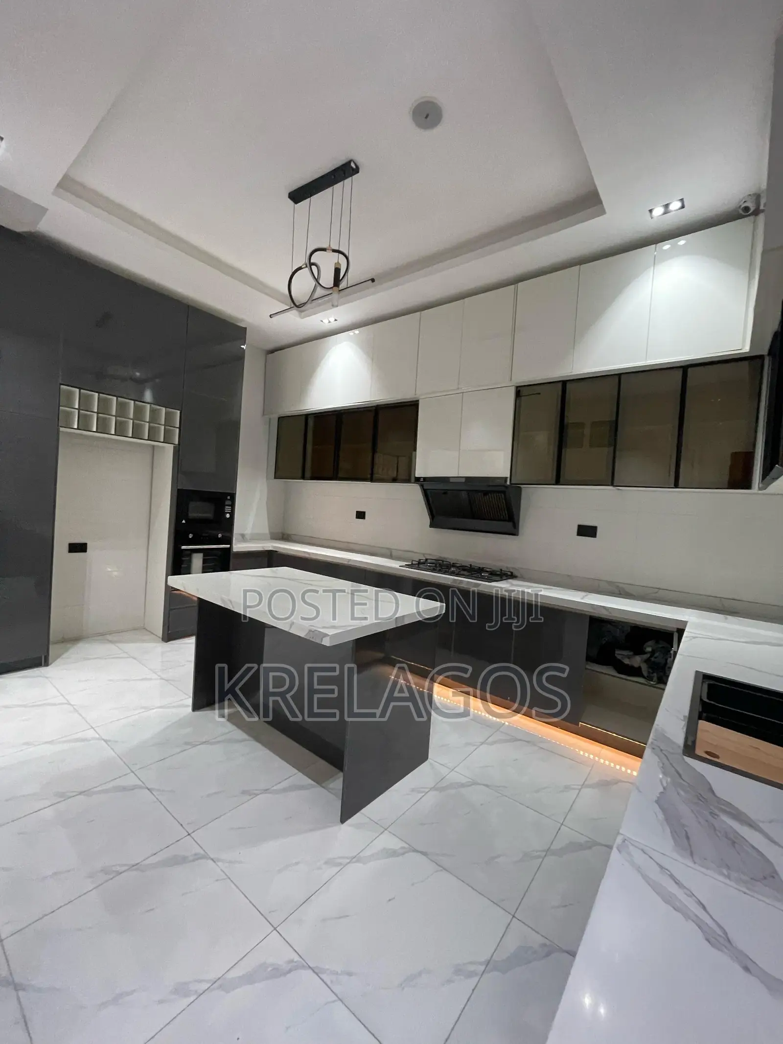 5bdrm House in Sangotedo for sale