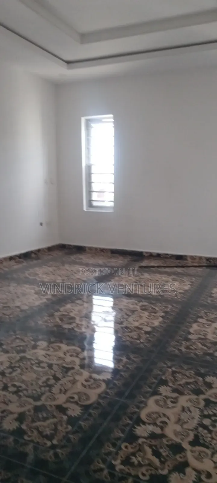 2bdrm Apartment in Apartment At Off for sale