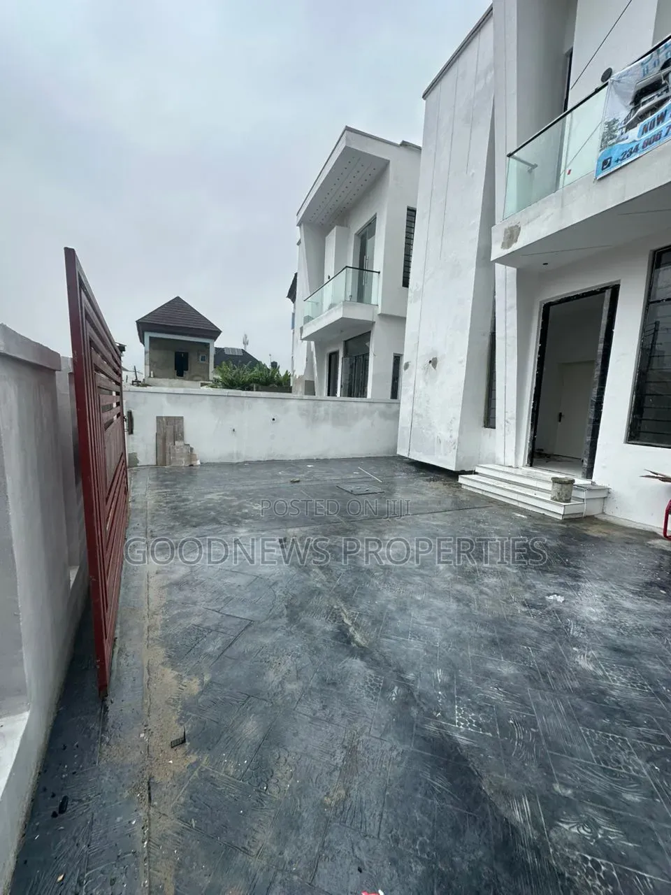 4bdrm Duplex in Sangotedo for sale