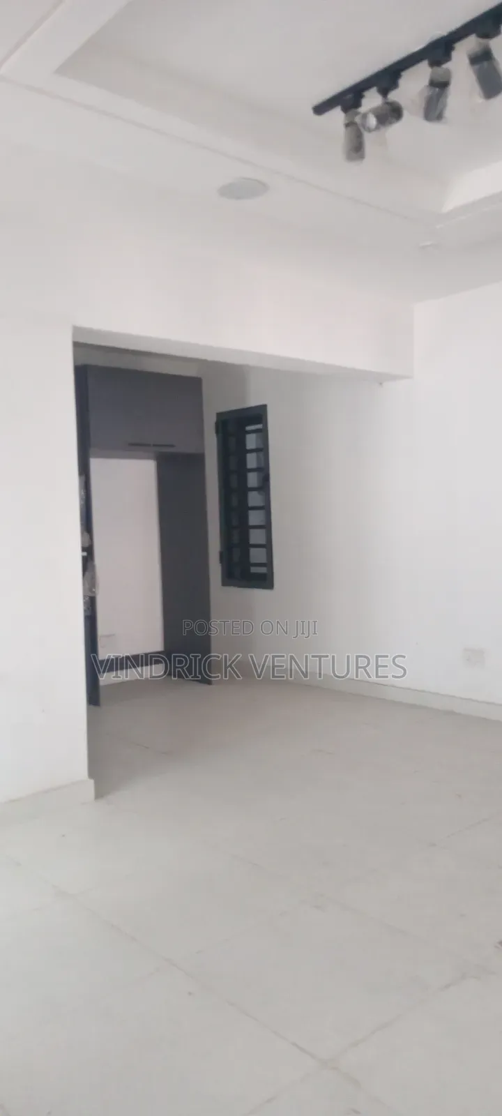 2bdrm Block of Flats in Dk Estate Lekki, Ikota for sale