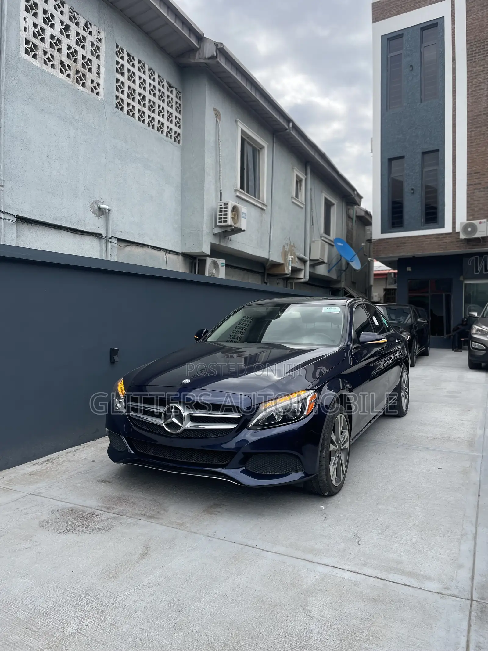Mercedes-Benz C300 Sport 4dr AWD 4Matic Sedan (2.0L 4cyl 7A) 2015 Blue