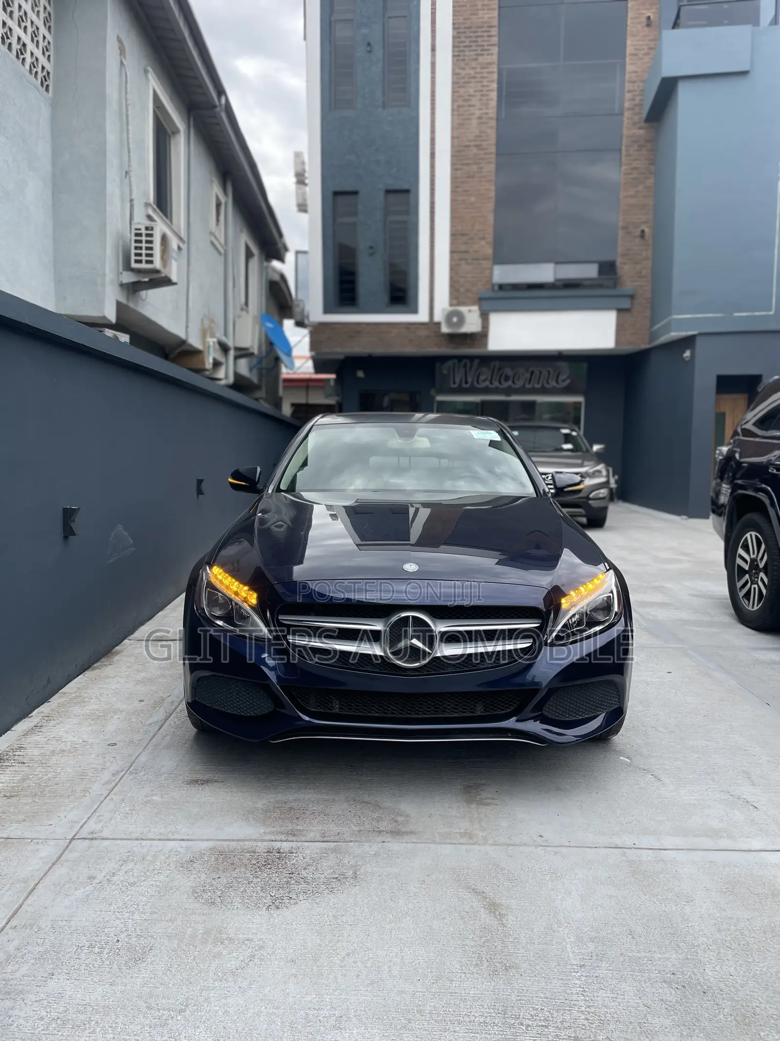 Mercedes-Benz C300 Sport 4dr AWD 4Matic Sedan (2.0L 4cyl 7A) 2015 Blue