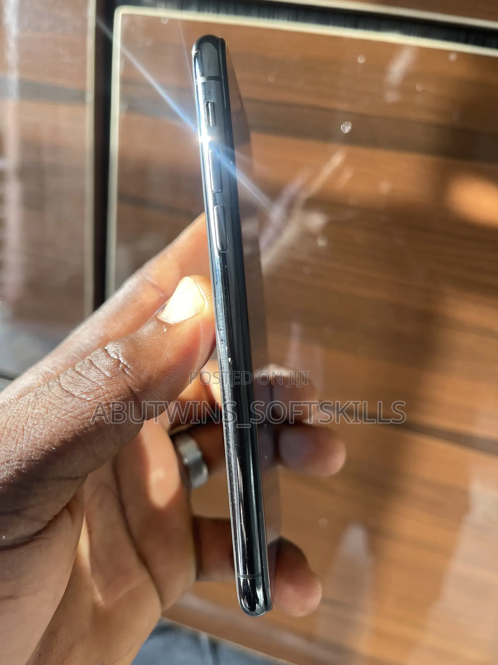 Apple iPhone X 64 GB Black