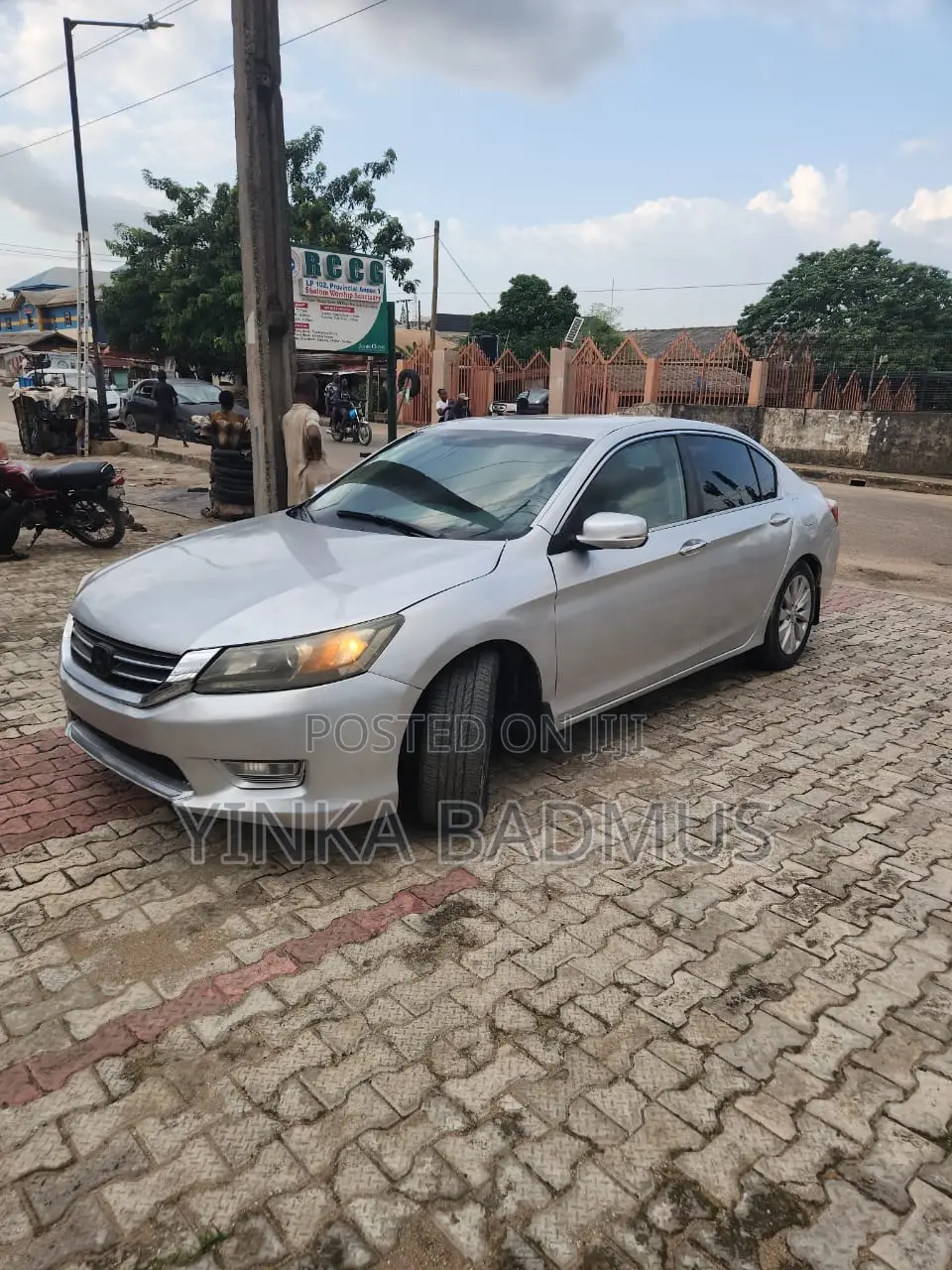 Honda Accord EX-L V-6 4dr Sedan w/Navigation (3.5L 6cyl 6A) 2014 Silver
