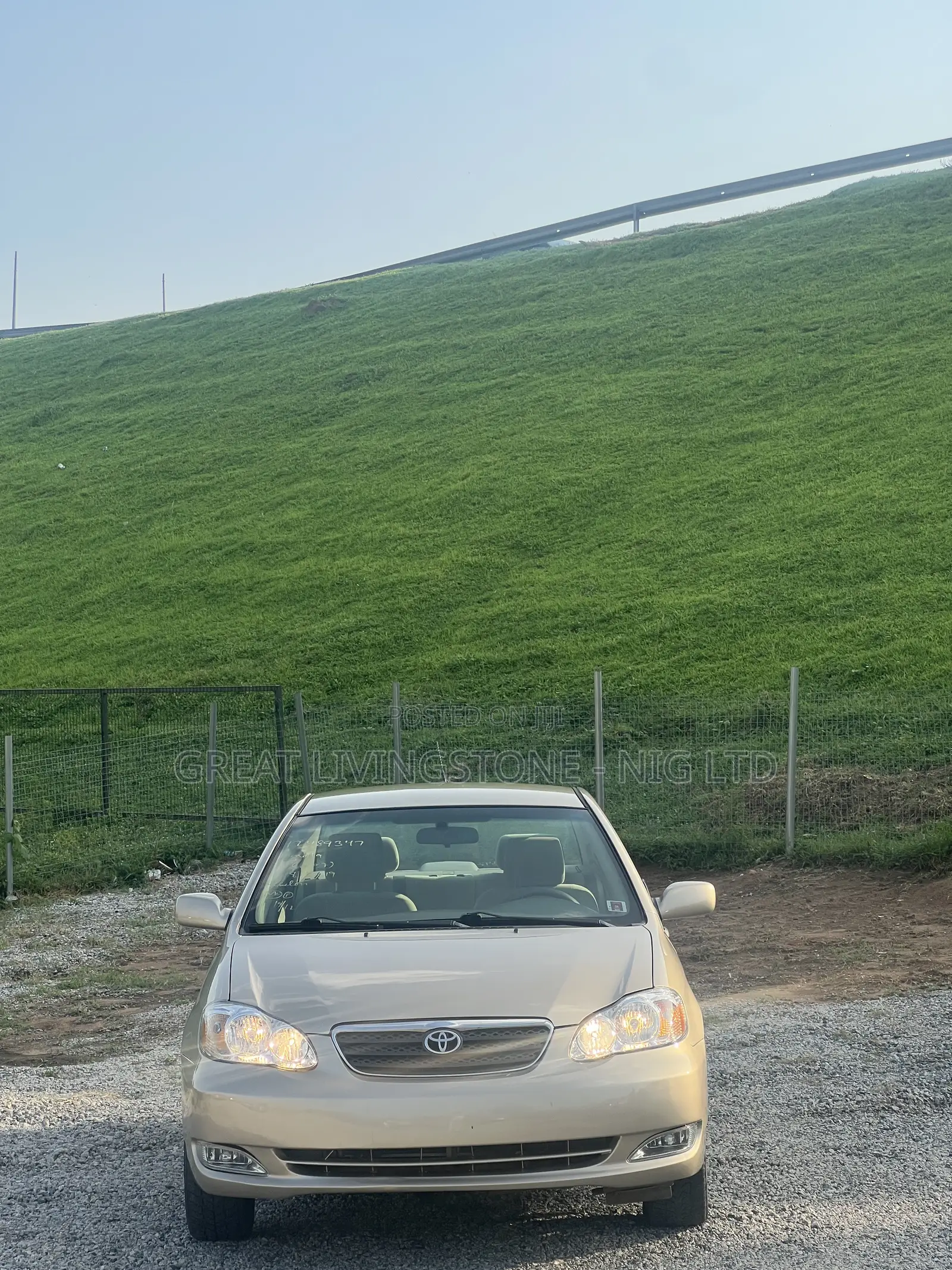 Toyota Corolla LE 2007 Gold