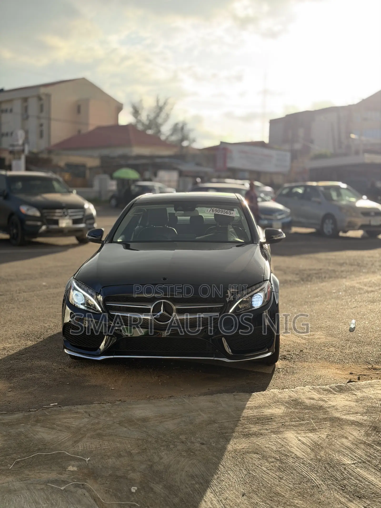 Mercedes-Benz C300 Luxury Sedan RWD (2.0L 4cyl 7A) 2017 Black
