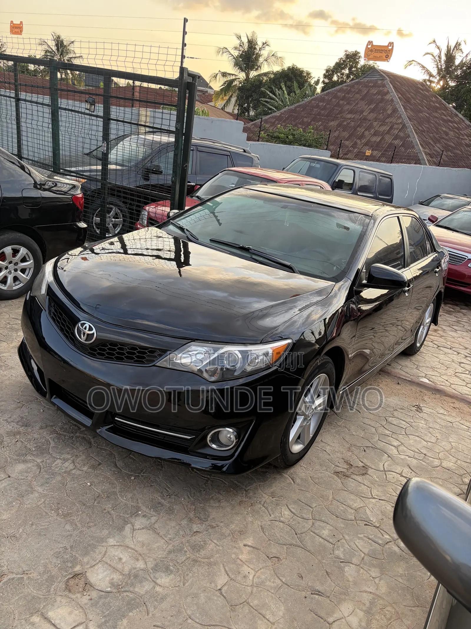 Toyota Camry 2013 Black