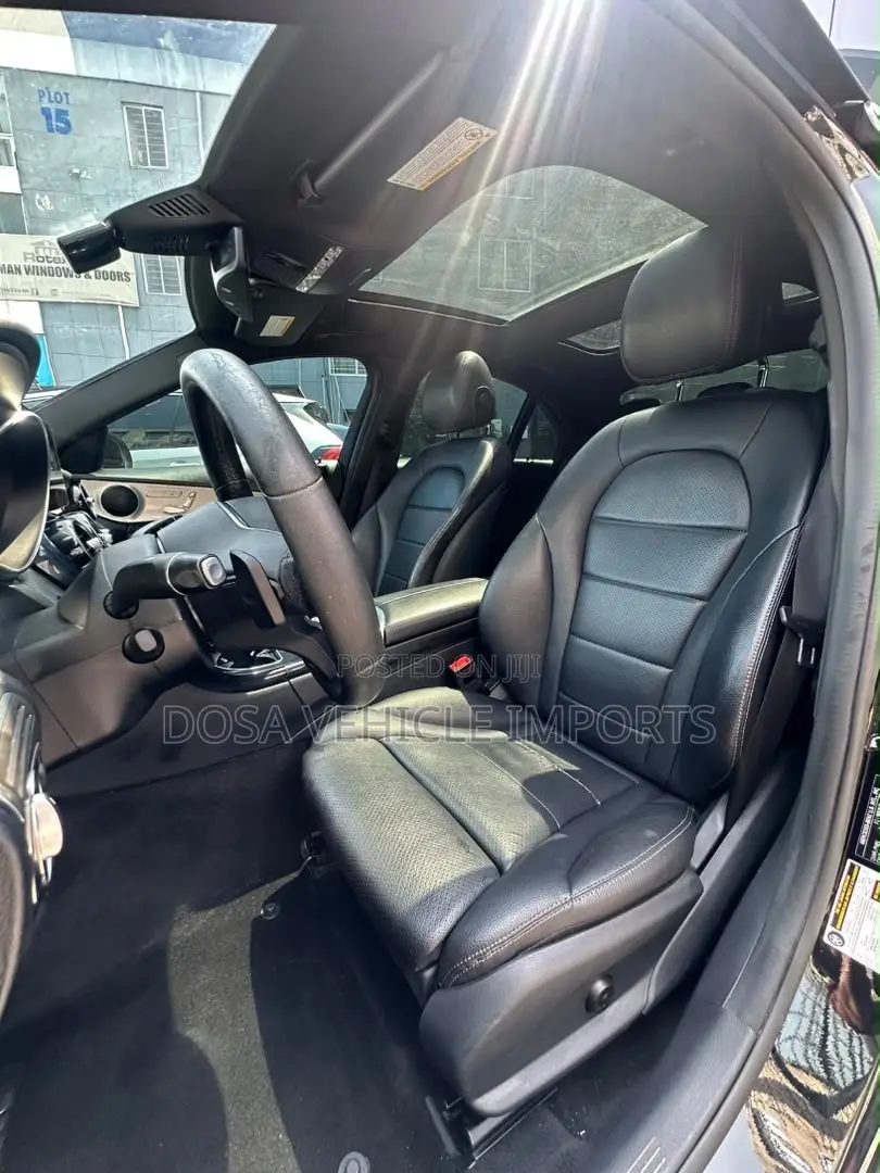 Mercedes-Benz C300 2020 Black