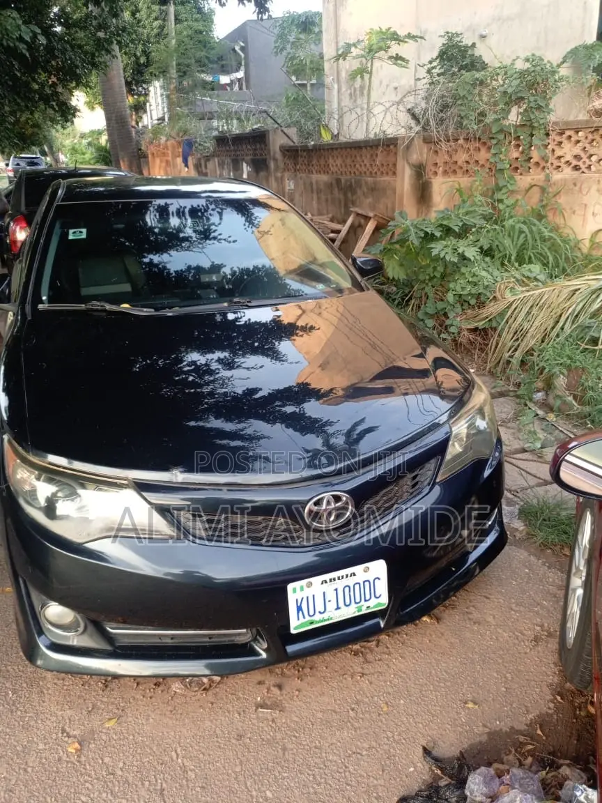 Toyota Camry 2013 Black