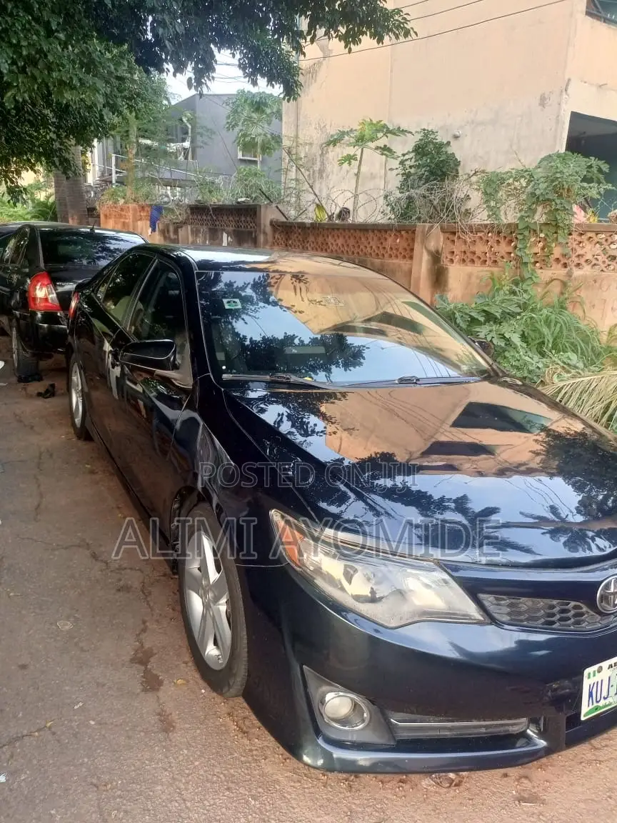 Toyota Camry 2013 Black