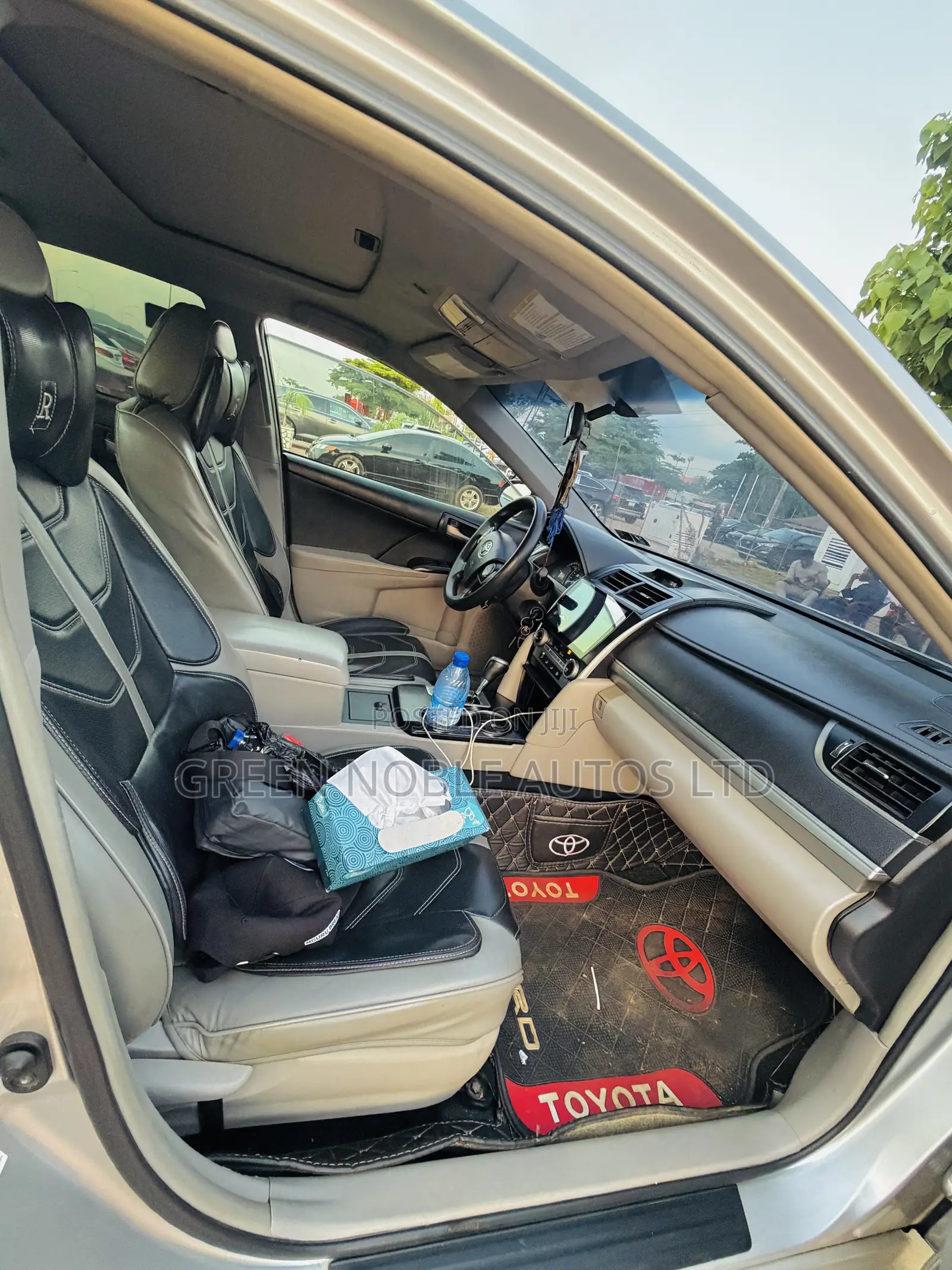 Toyota Camry 2014 Silver