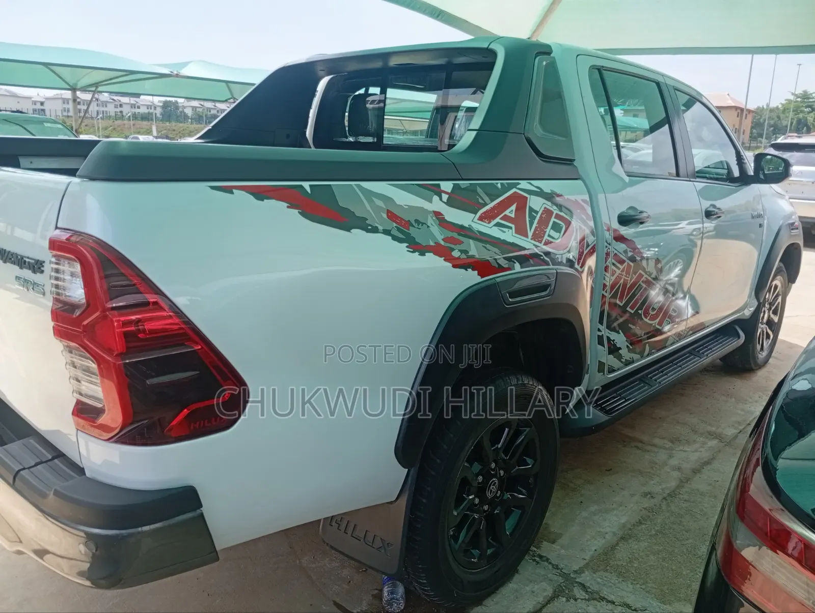 Toyota Hilux 2025 White