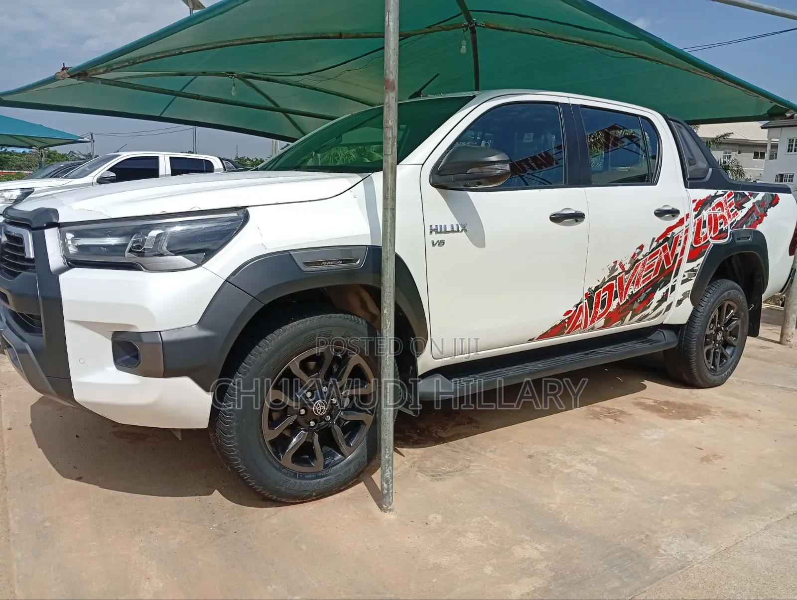 Toyota Hilux 2025 White